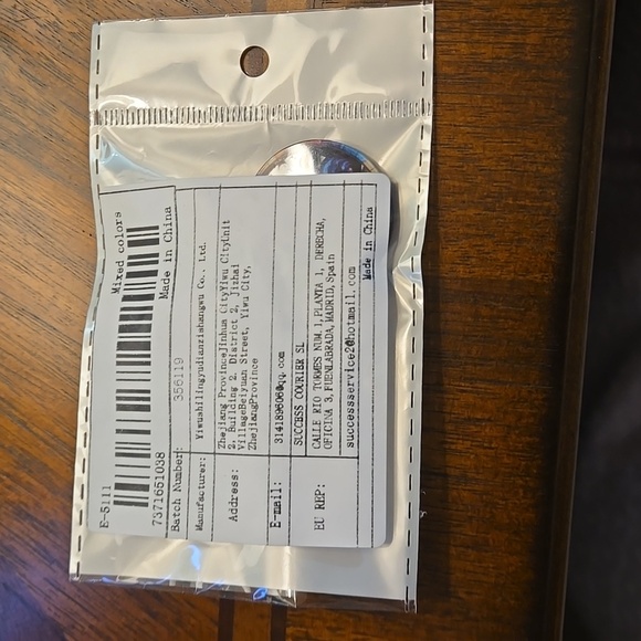 Cat And a Butterfly Acrylic Earrings Stainless Steel Ear Needle 1.18 inch round - Picture 10 of 10